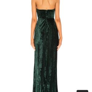 NWOT NBD Spanish moss gown emerald green